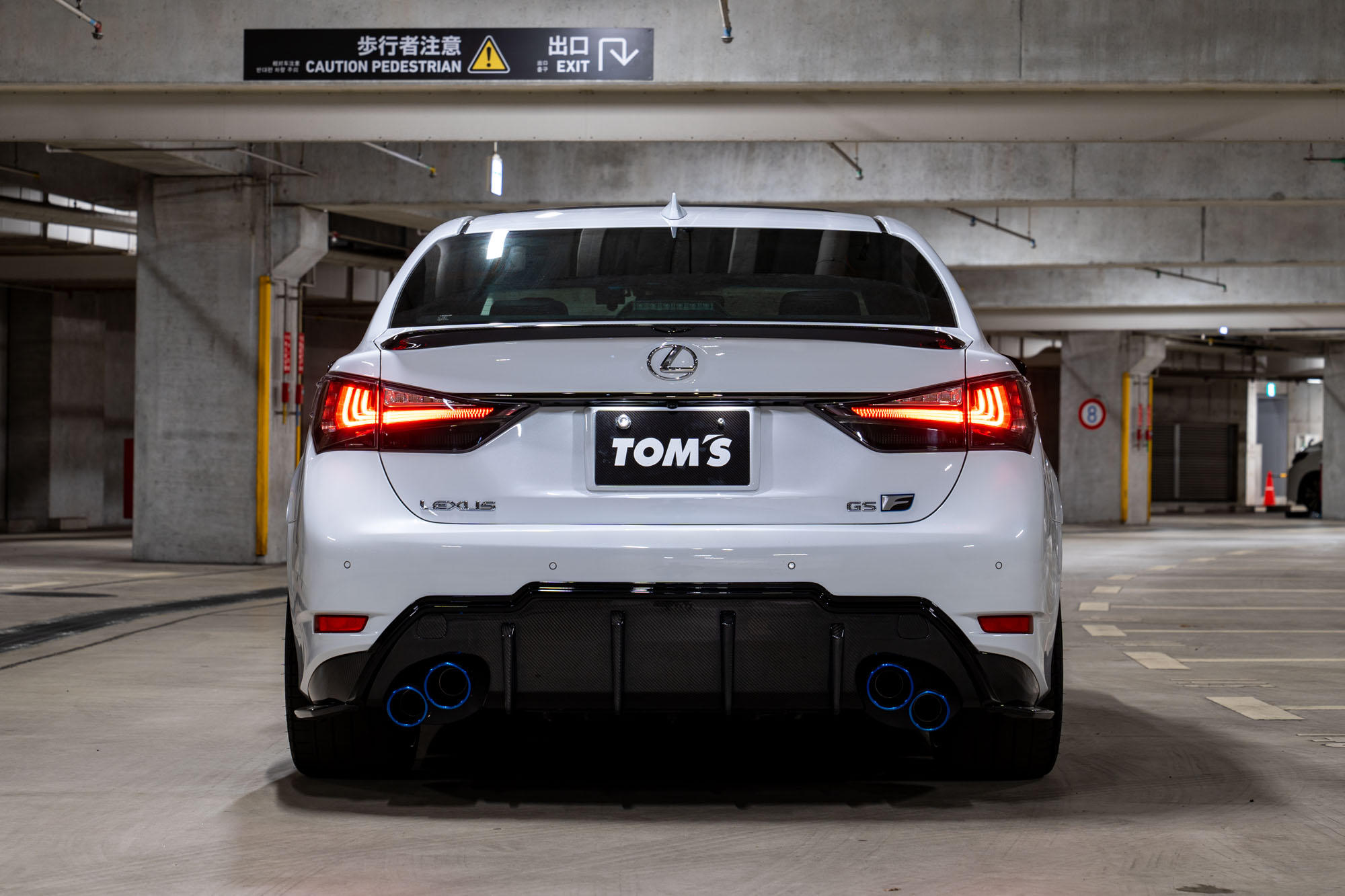 GS-F TOM’Sパッケージカー